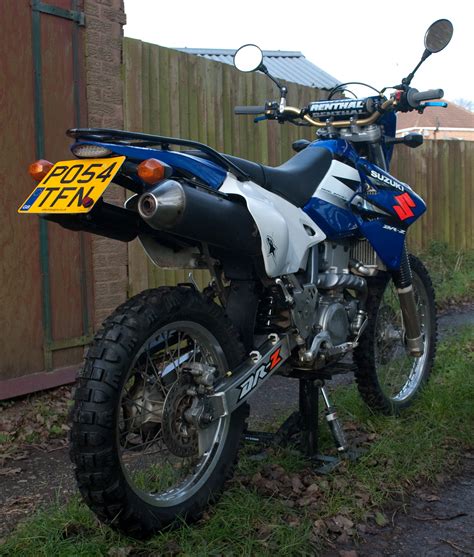 For sale is this 2000 Suzuki DR-Z400E with current California street license and registration. . Suzuki drz400s for sale